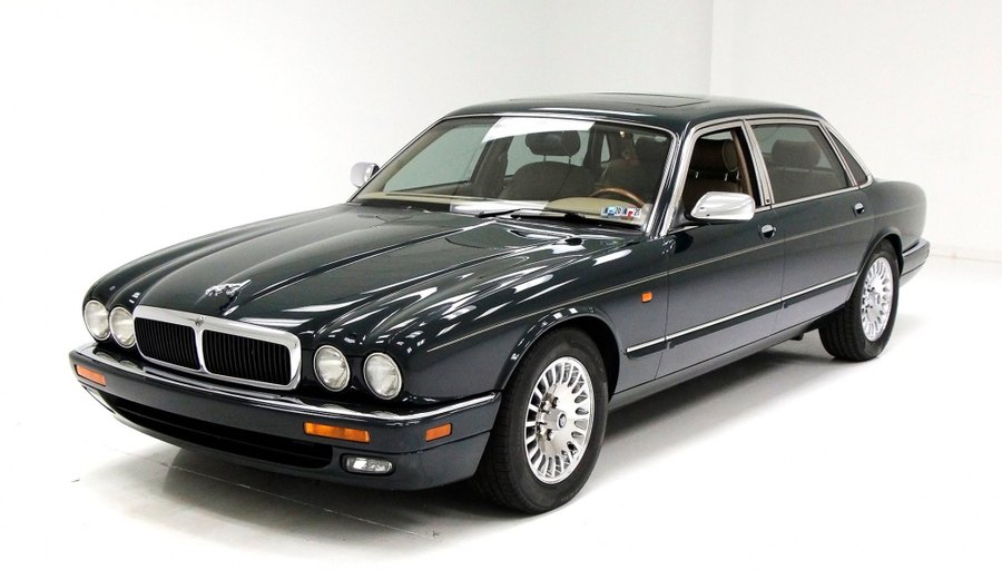XJ
