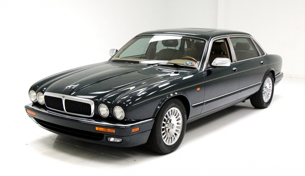 JAGUAR XJ